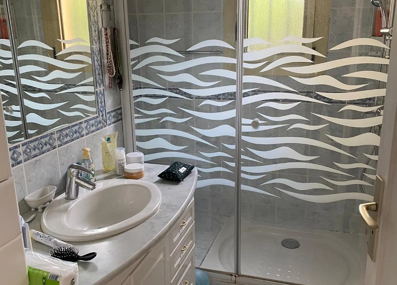 Appartement T2 Au Bord De Mer Avec Parking, Terrasse Et Piscine Sainte-Maxime